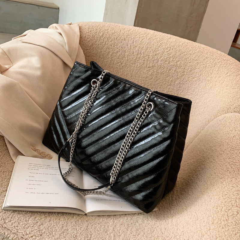 Chain Strap Tote / Crossbody Bag — All-Match Everyday Style