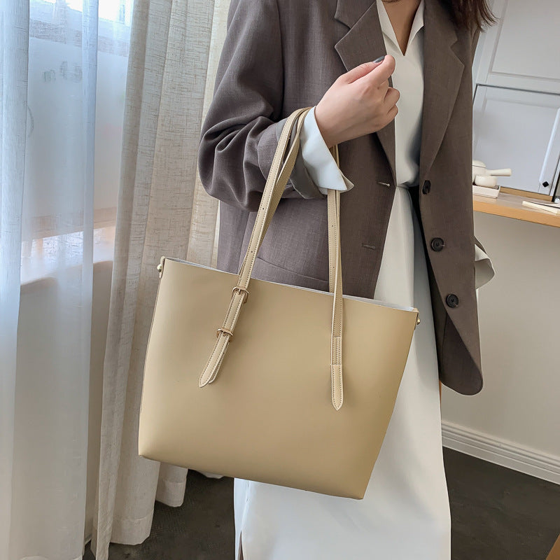 Women’s Large Tote Bag — Everyday Carryall