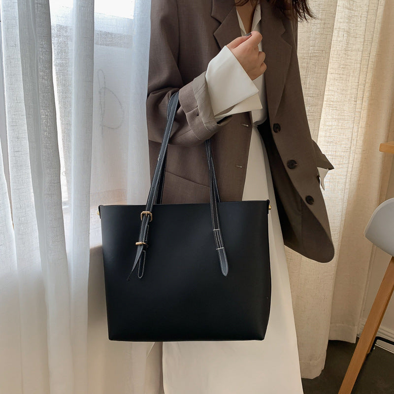 Women’s Large Tote Bag — Everyday Carryall