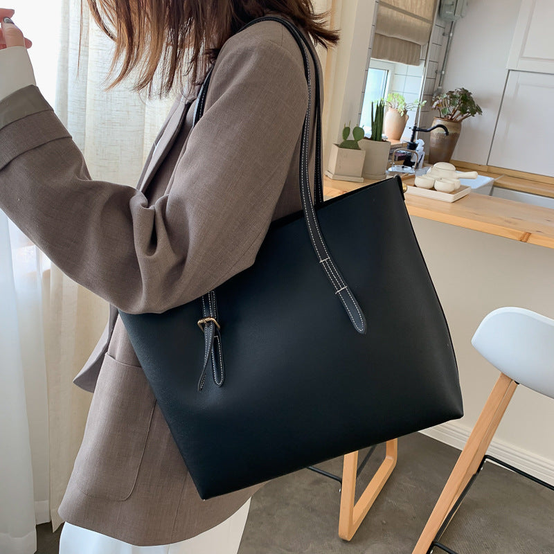 Women’s Large Tote Bag — Everyday Carryall