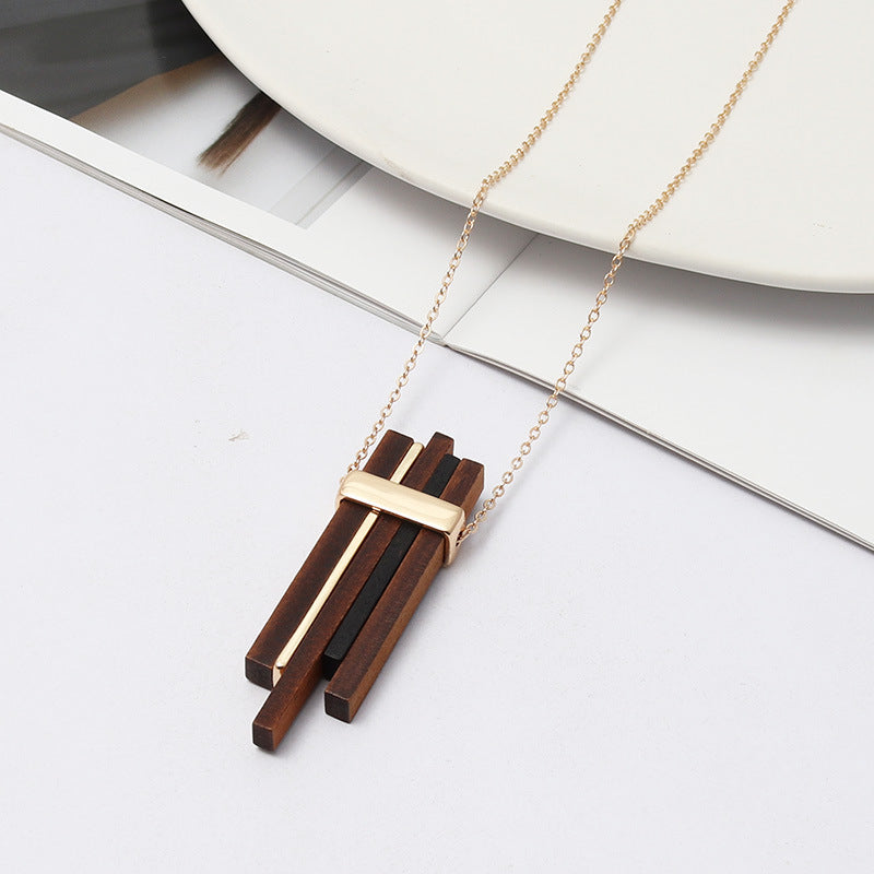 Alloy & Wood Long Texture Necklace – Simple Elegant Design