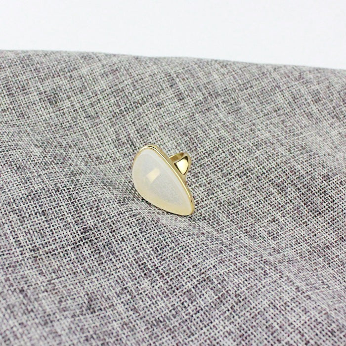 Wood Accent Fashion Ring — Modern Natural Style